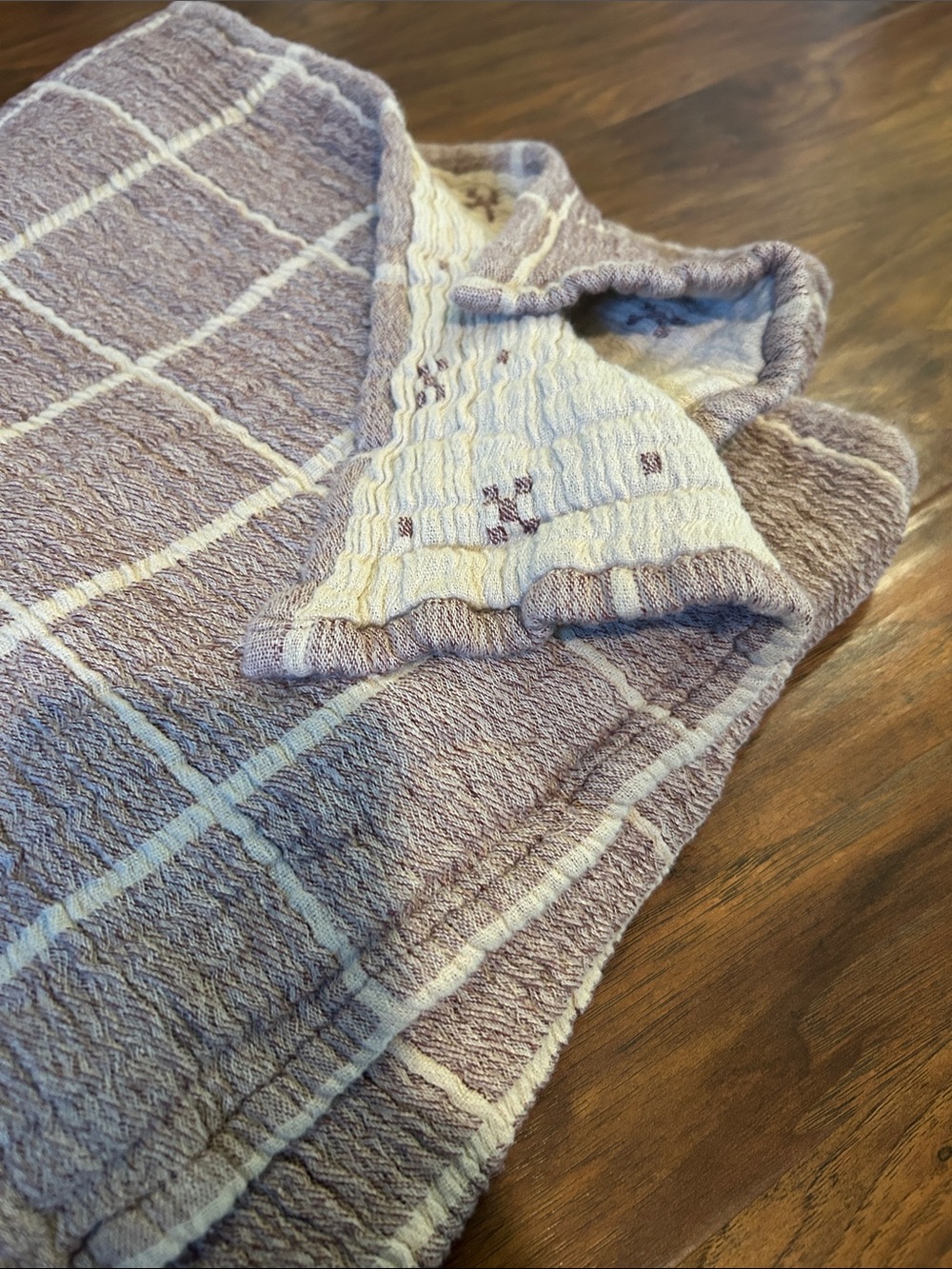 Hearth and Hand 50 x 60 burgundy and beige throw blanket